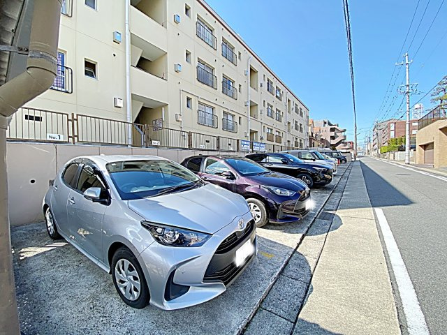 第１オーシャンビルの駐車場