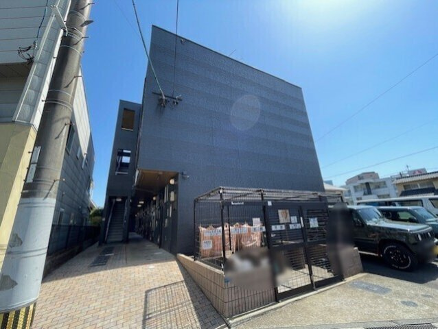 レオパレス清水の外観