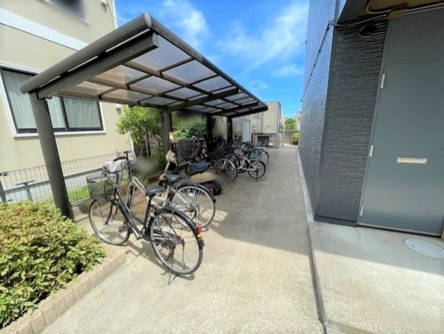 レオパレスホワクラハイツのその他|駐輪場