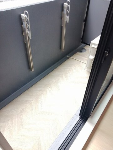 サンライズ　江平中町のバルコニー