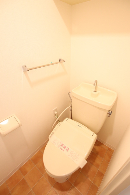 別室参考写真★独立タイプのトイレ★