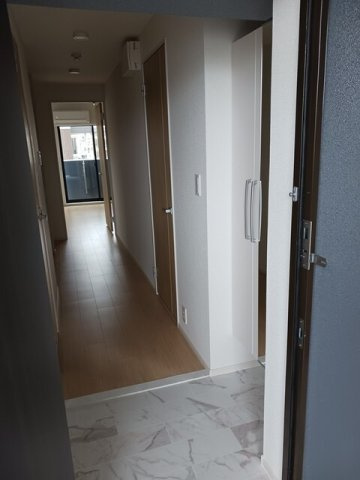 サンライズ　江平中町の玄関