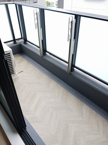 サンライズ　江平中町のバルコニー