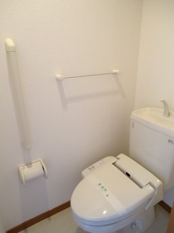 サン　トールのトイレ