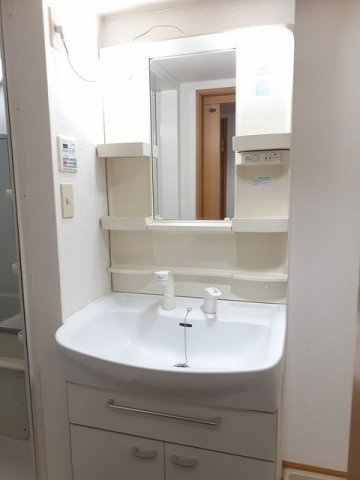 シールド青葉の洗面所