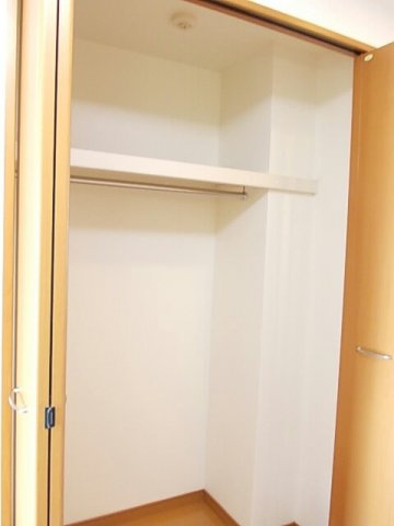 サン　トールの収納