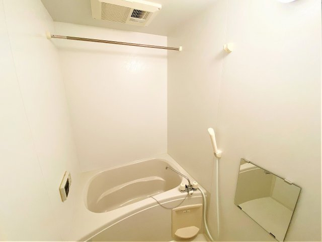 レオネクスト源藤Ⅴの浴室|設備・仕様は号室により異なる為、現況を優先致します。