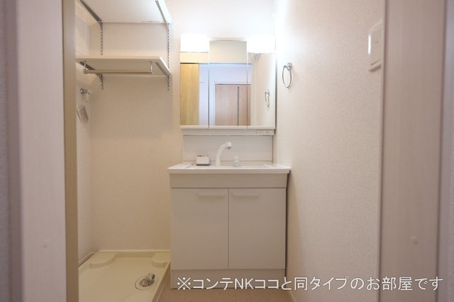 プルミエール　春　Ⅰの洗面所