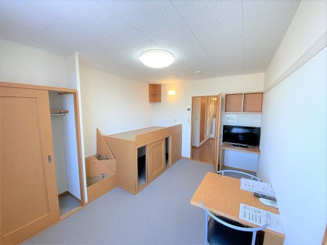 レオパレス雁ケ音の居間・リビング|設備・使用は号室により異なる為、現況を優先致します。