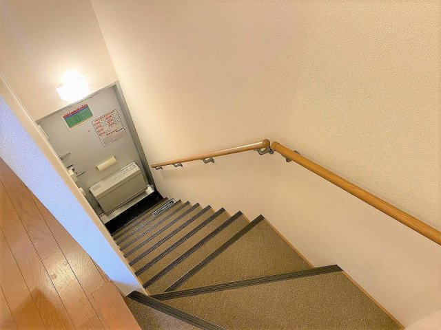 レオパレス雁ケ音の玄関|設備・使用は号室により異なる為、現況を優先致します。