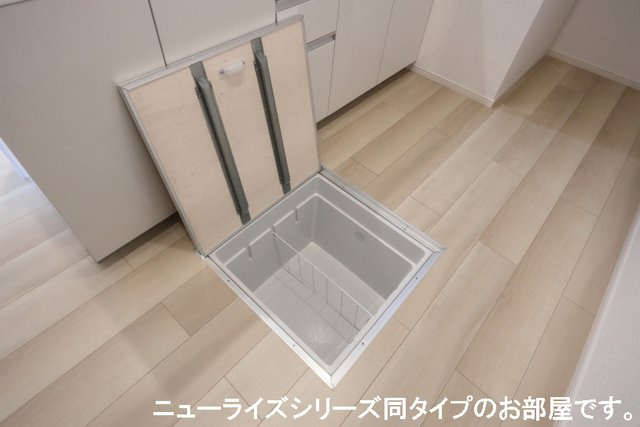 ラ　フルール　麓　壱番館の収納