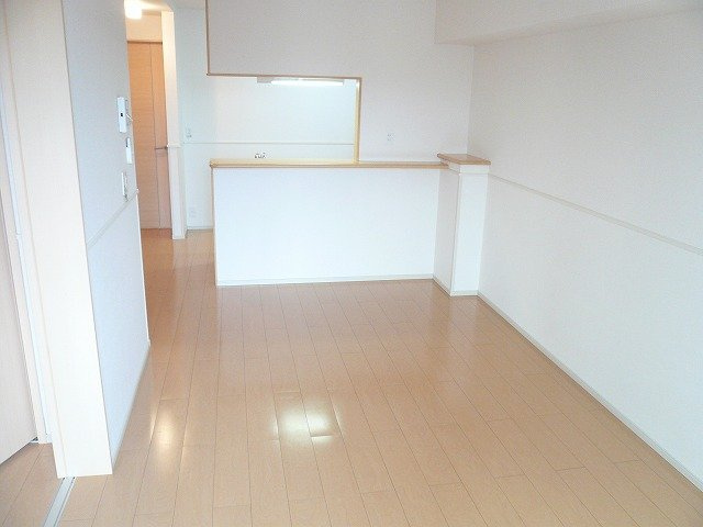 フローレンス　小原田　Ｂの内装