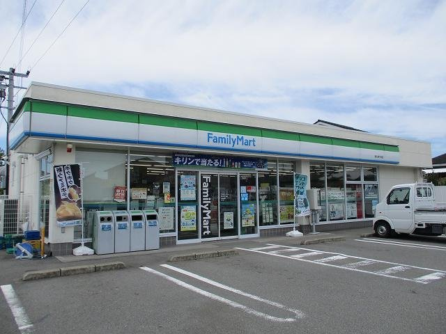 プランドールＭ　Ⅶの周辺|ファミリーマート恒久四丁目店まで650m