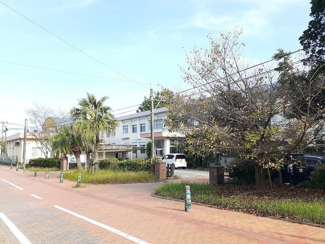 Ｒ．Ｎ．Ｐ　レジデンスＷ　Ⅱの周辺|宮崎市立木花小学校まで300m