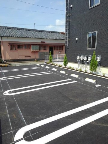 マリンハイツの駐車場