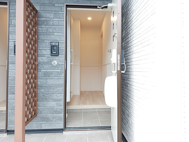 ベル　サンリットの玄関