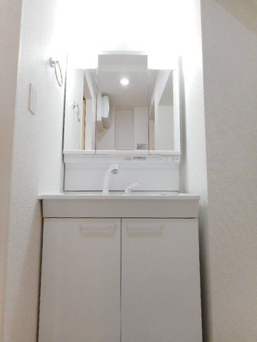 ラピス　コートの洗面所