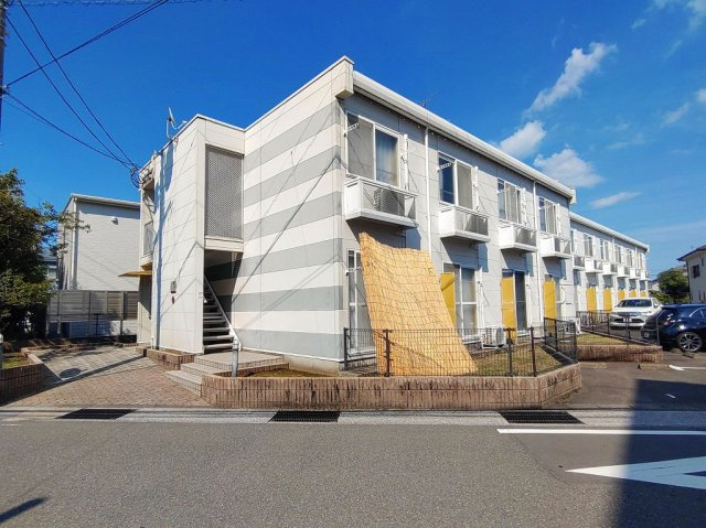 レオパレス宮崎神宮の外観
