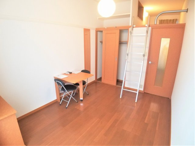 レオパレス入道の居間・リビング|設備・使用は号室により異なる為、現況を優先致します。