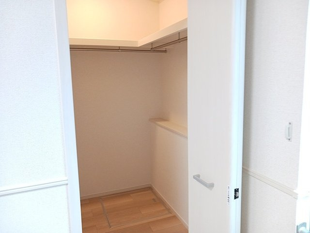 コーポサンシャイン　Ⅰの収納