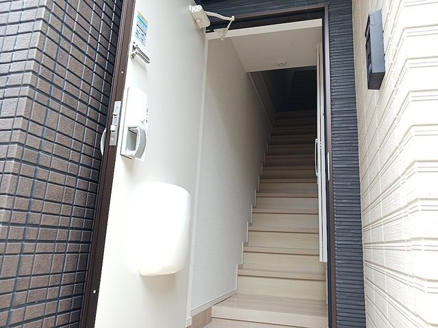 ソラーレの玄関