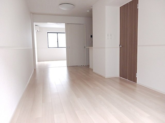 シャルフ飛江田　Ⅱの内装