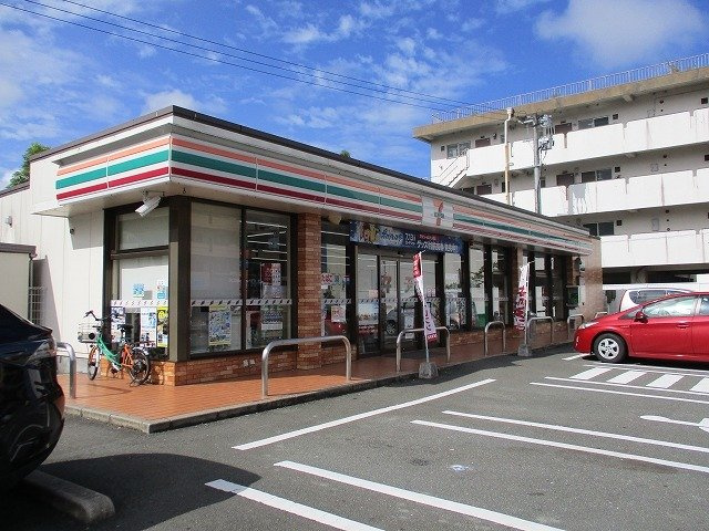 ヴェル　ドミール　Ａの周辺|セブンイレブン宮崎矢の先町店まで950m