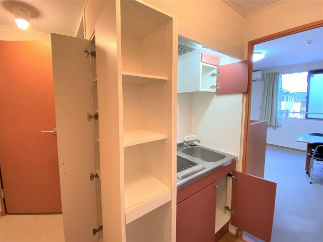 レオパレス桜町のキッチン|設備・使用は号室により異なる為、現況を優先致します。