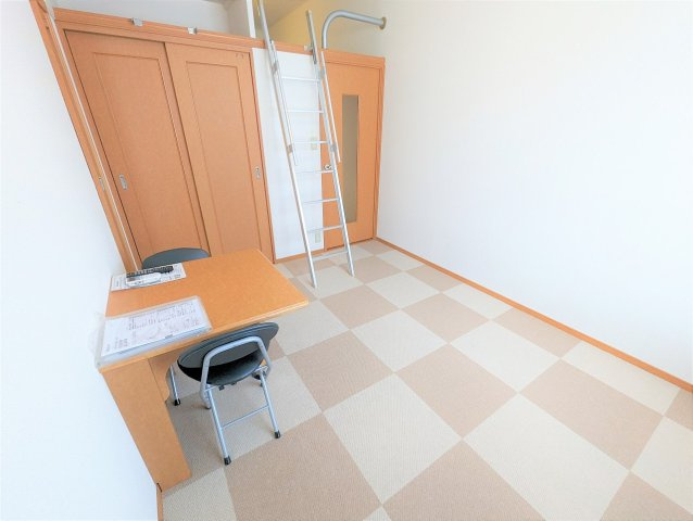 レオパレス入道の居間・リビング|設備仕様は号室により異なる為、現況を優先します。