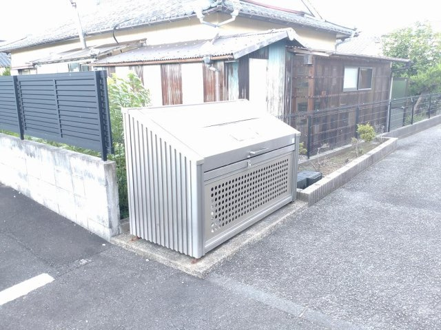 レオパレスアウルⅡのその他|ゴミ置き場