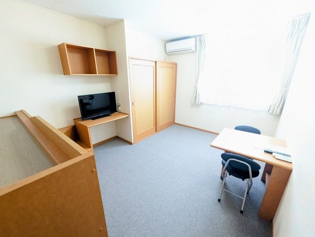 レオパレス夢見の居間・リビング|設備仕様は号室により異なる為、現況を優先します。