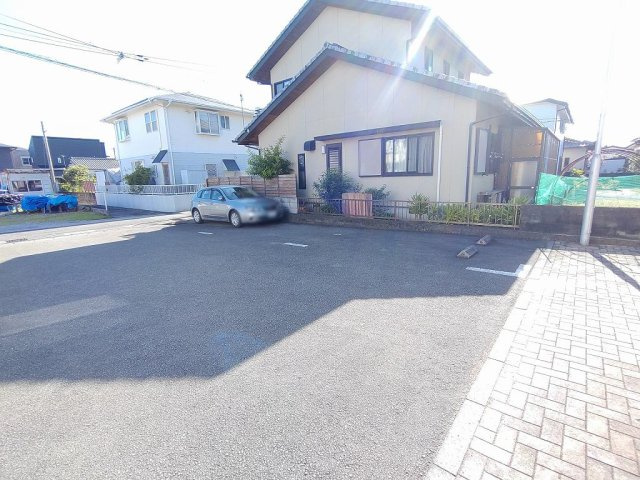 レオパレスラビホワ２０のその他