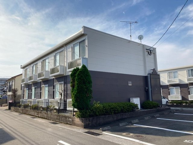 レオパレスエミネントⅡの外観