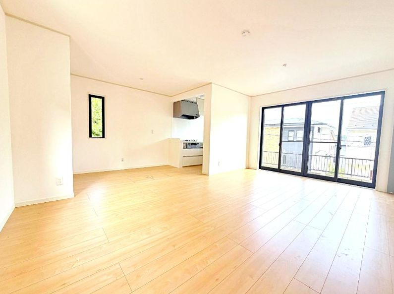 鎌倉市関谷中古戸建の居間・リビング|ゆったり過ごせる居間です