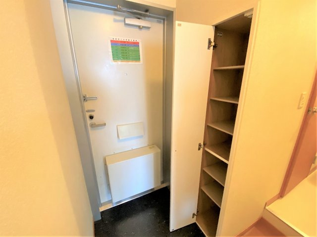 レオパレス宮崎神宮の玄関|設備・使用は号室により異なる為、現況を優先致します。