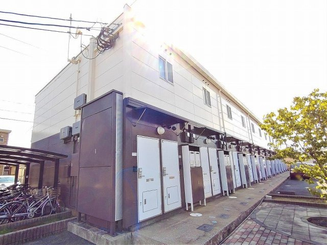 レオパレスプリマヴェーラの外観