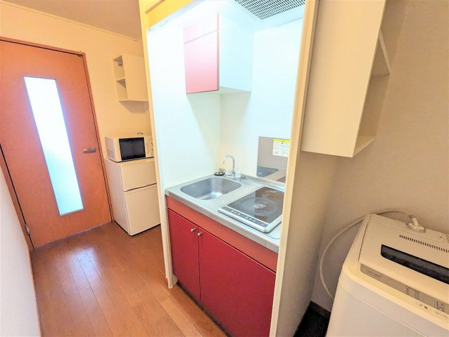 レオパレスフェニックスｉｎ波島のキッチン|設備・仕様は号室により異なる為、現況を優先致します。