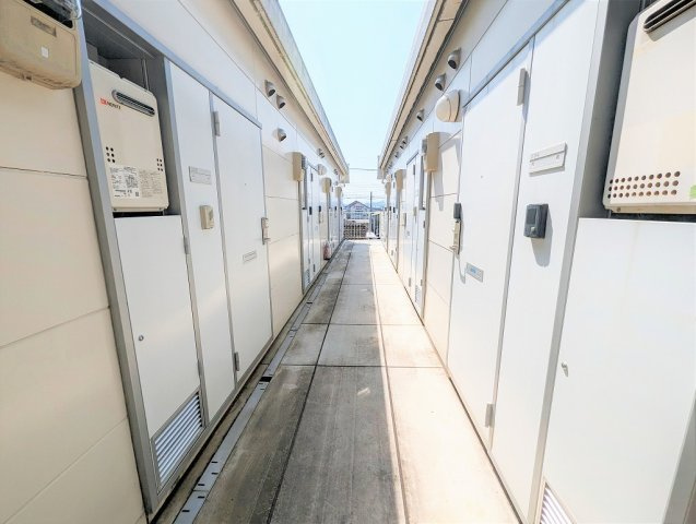 レオパレスフェニックスｉｎ波島のその他|2F通路