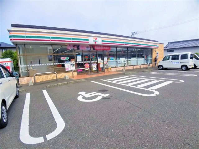 レオパレスグランデの周辺