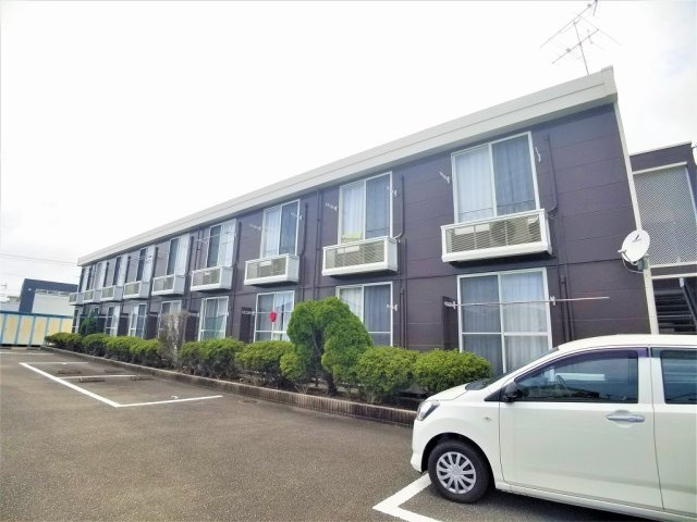 レオパレス笹原の外観