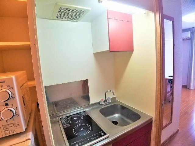レオパレス笹原のキッチン|設備・仕様は号室により異なる為、現況を優先致します。