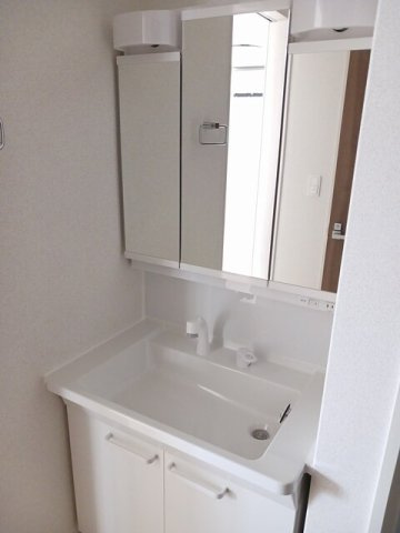 ミレールシャランの洗面所
