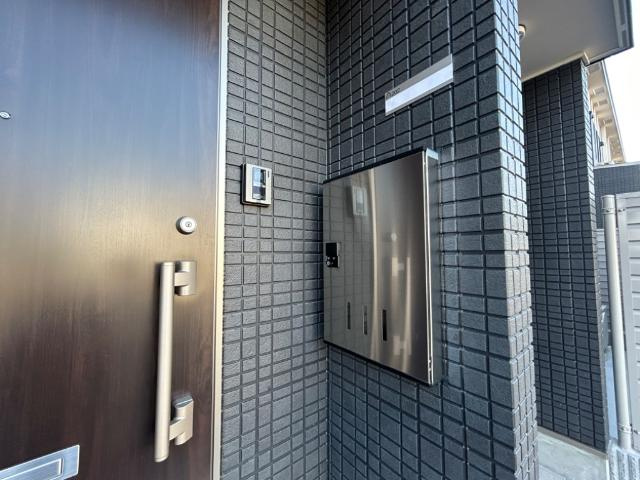 トライアングルテラスのその他|宅配ボックス（イメージ）