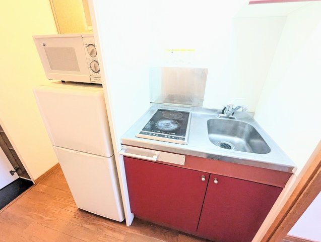 レオパレス輝のキッチン|設備仕様は号室により異なる為、現況を優先致します。