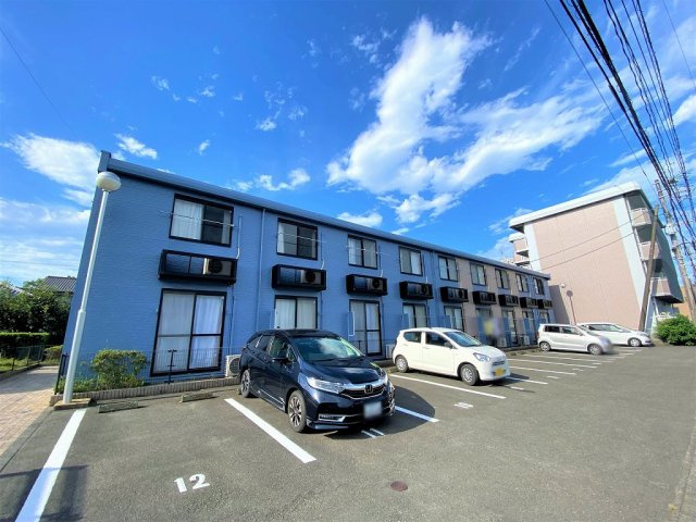 レオパレスめぐみの外観