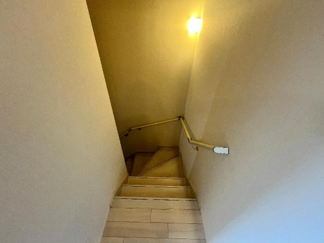 さくら　の内装|階段