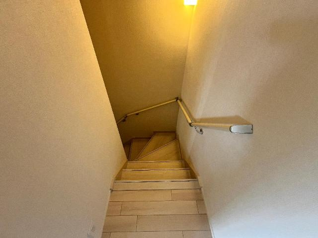 さくら　の内装|階段