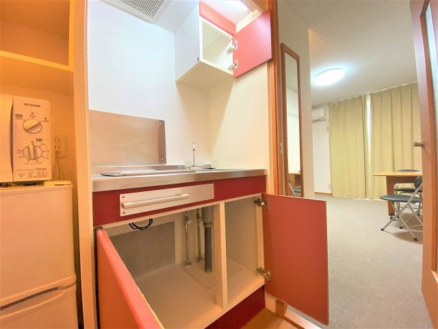 レオパレスひかる２１のキッチン|設備・仕様は号室により異なる為、現況を優先します。