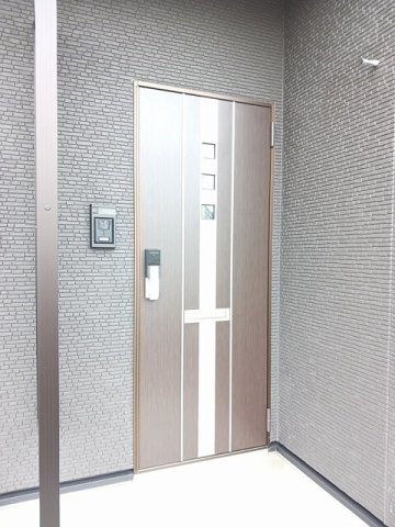 ピュアスプリングの玄関