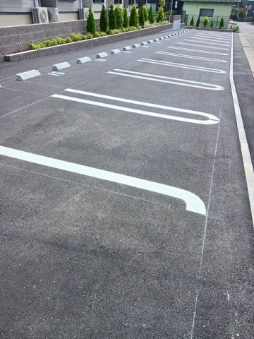 ウェル　アイランドＳ－Ⅰの駐車場